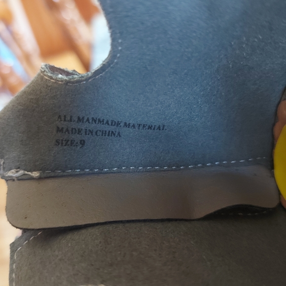 NWOT grey strappy heels size 9 - Picture 6 of 12